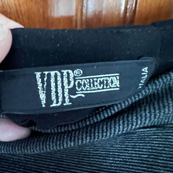 VDP Collection Lead Pencil Skirt in Size 8 - Picture 6 of 11